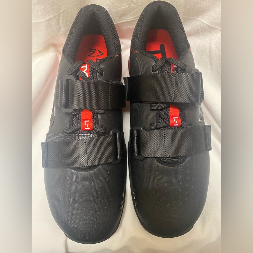 NEW TYR L1 Lifter Black  Athletic Shoes. Unisex. Men 10.5 Women 12